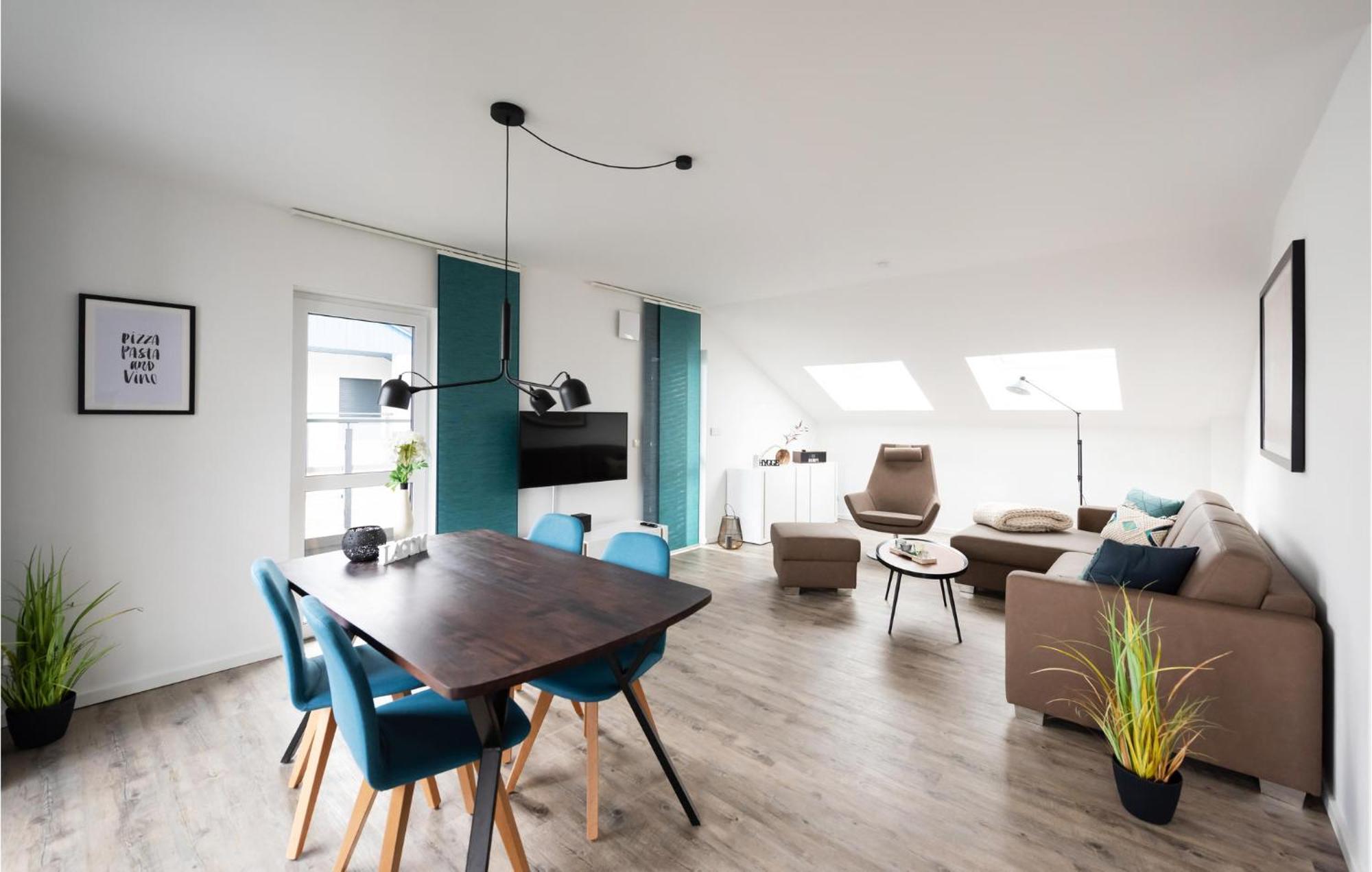 Amazing Apartment In Rechlin With Kitchen Exterior photo
